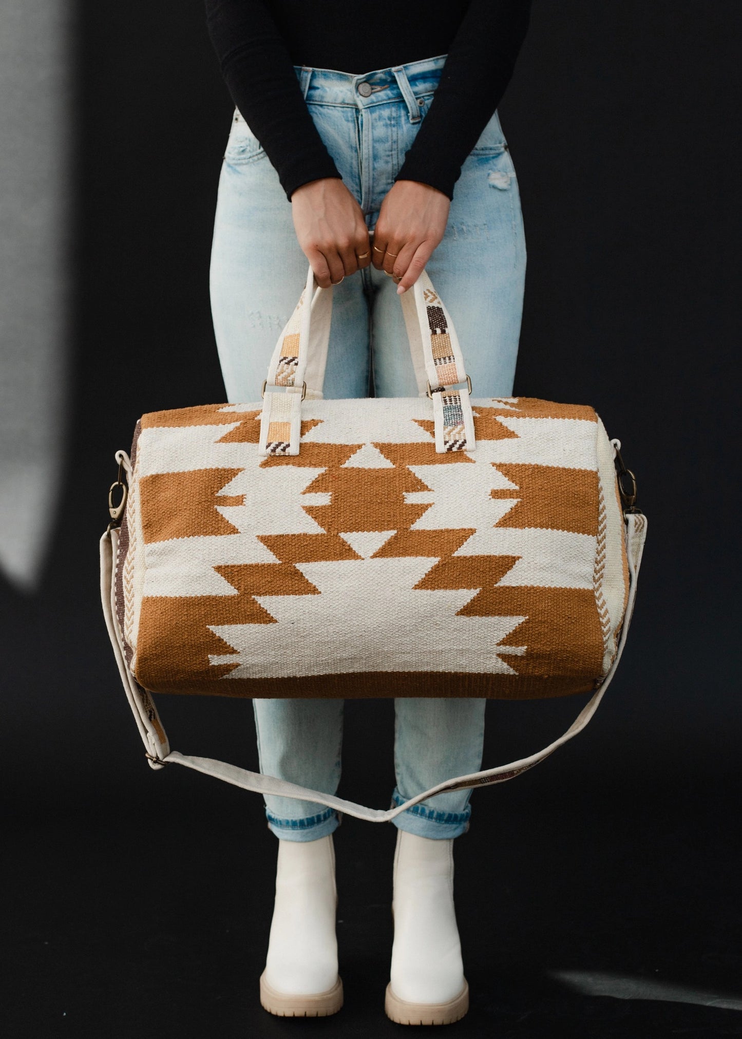 AZTEC CAMEL AND CREAM WEEKENDER BAG