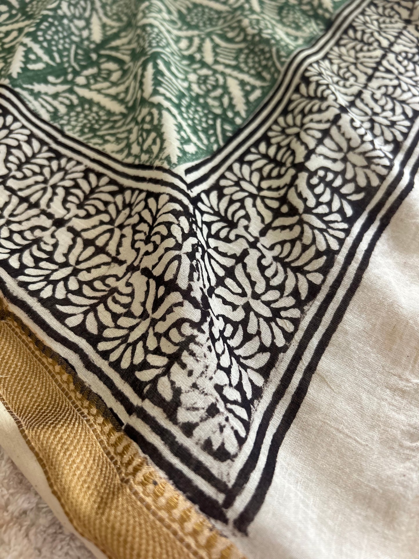 SARONG